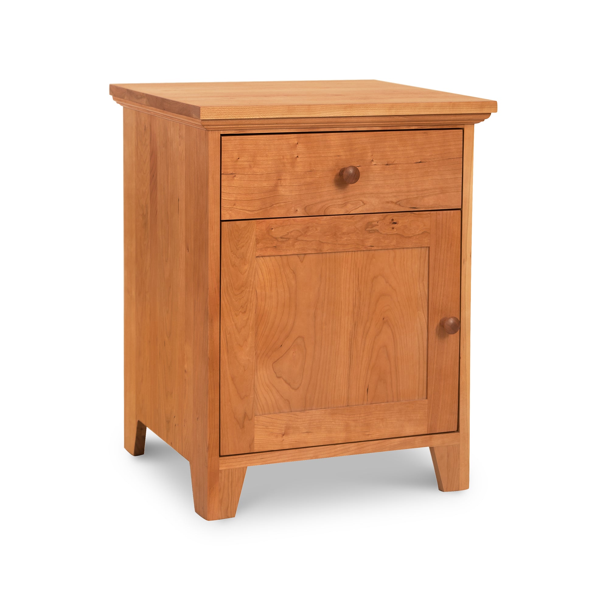 A Lyndon Furniture American Country 1-Drawer Nightstand with Door made of solid wood.