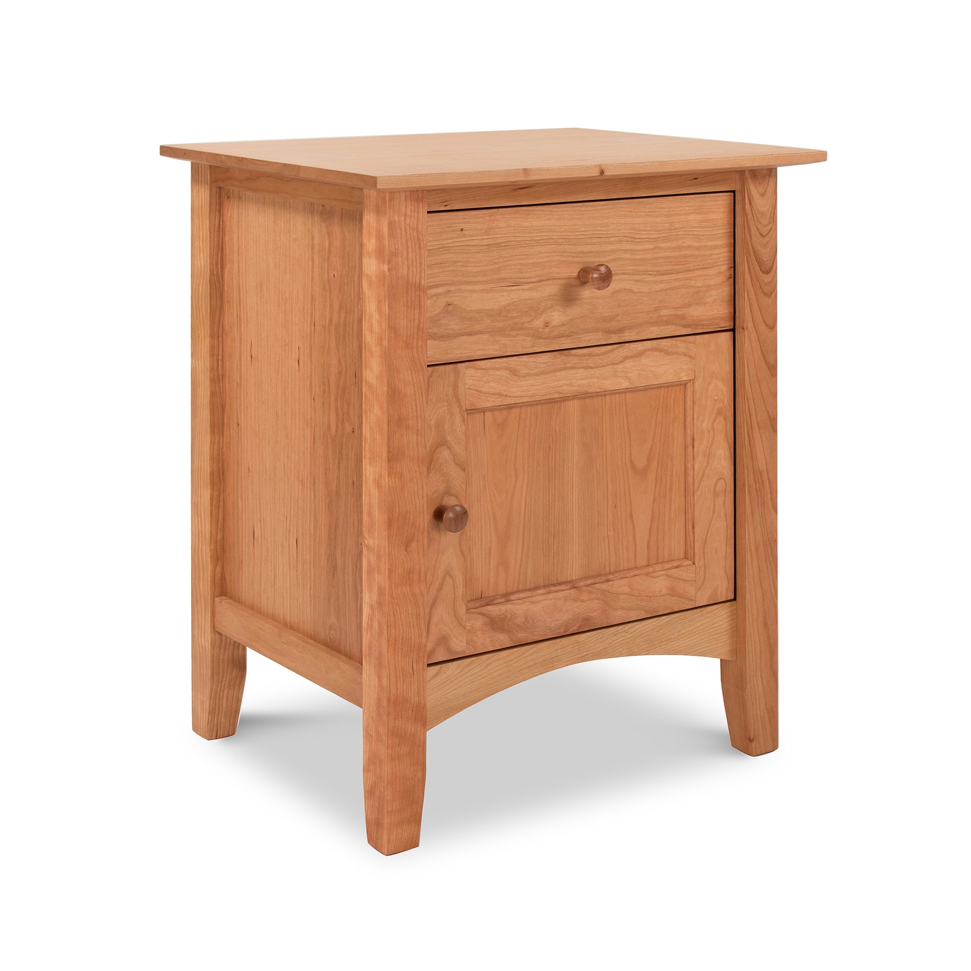 American Shaker 1-Drawer Nightstand with Door by Maple Corner Woodworks, featuring Vermont craftsmanship with a single drawer and cabinet door adorned with simple knobs, made from sustainably harvested wood on four sturdy legs.