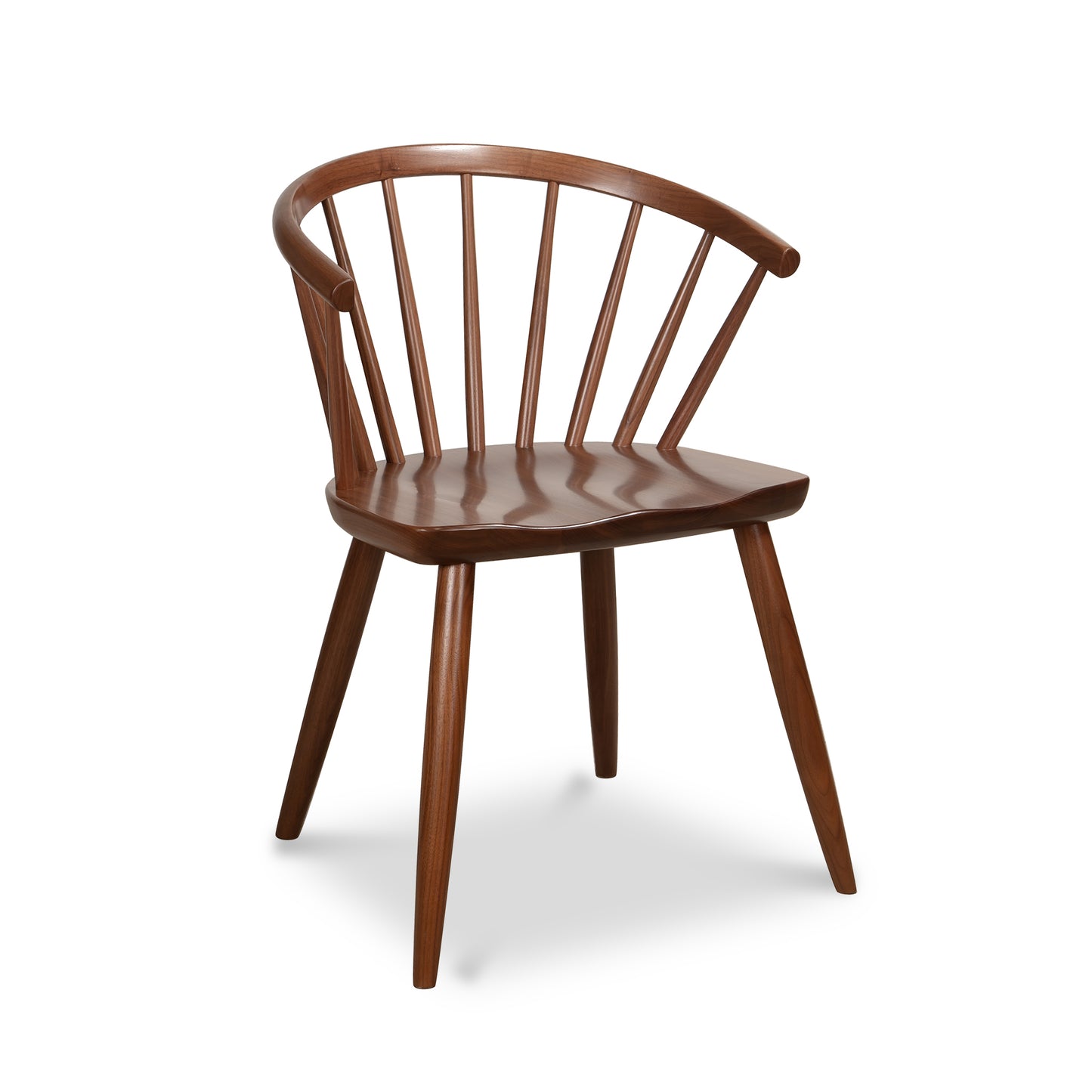The Dover Curveback Windsor Chair from Vermont Woods Studios, crafted in the USA, highlights a curved backrest and elegant spindle supports.