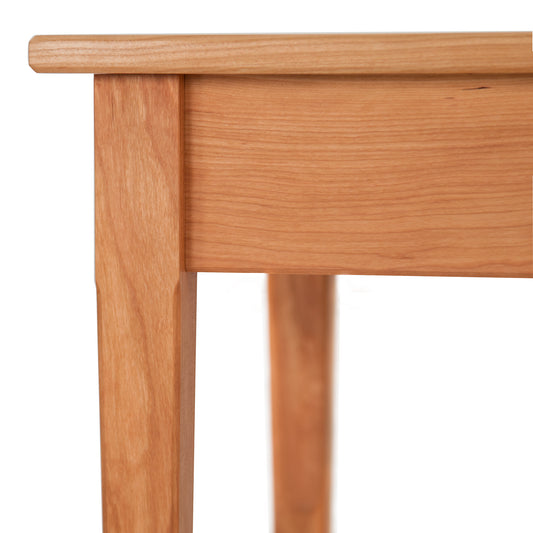 Vermont Shaker End Table by Maple Corner Woodworks highlighting elegant tabletop edge and leg with natural hardwood grain finish