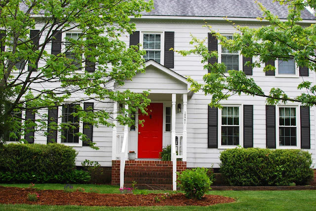 Front Door Feng Shui: What is Your Door Saying?