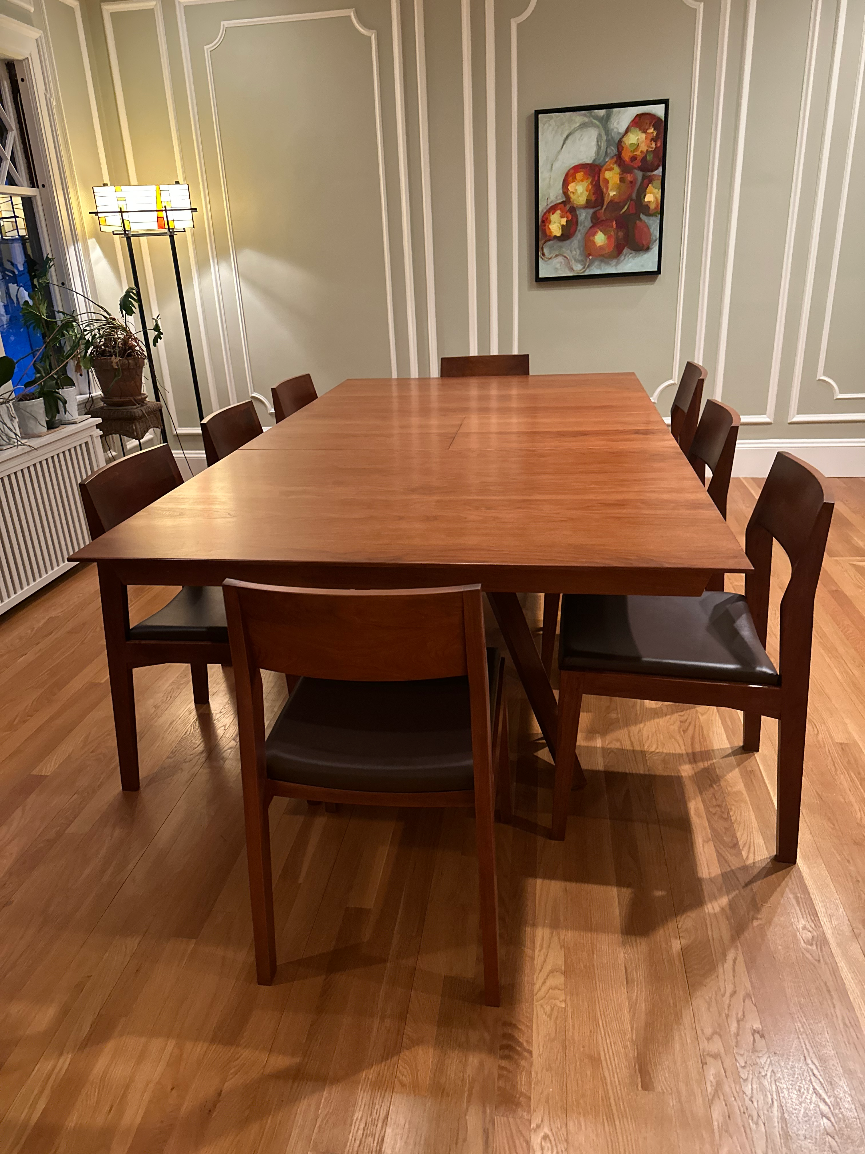 Exeter Extension Table & Iso Chairs
