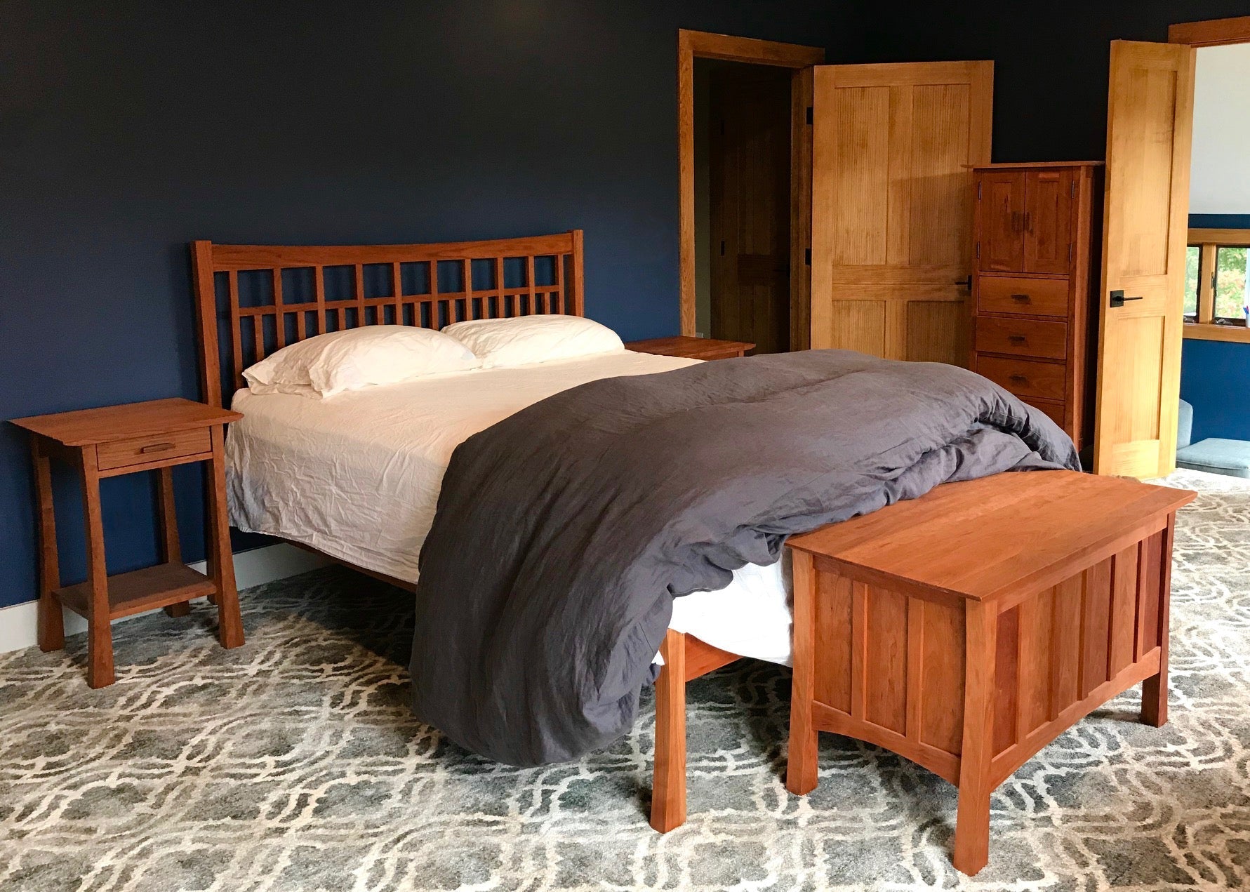 Contemporary Craftsman Bed, Nightstand & Blanket Chest In Cherry