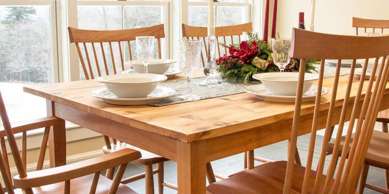 11 Rustic & Reclaimed Wood Farm Tables