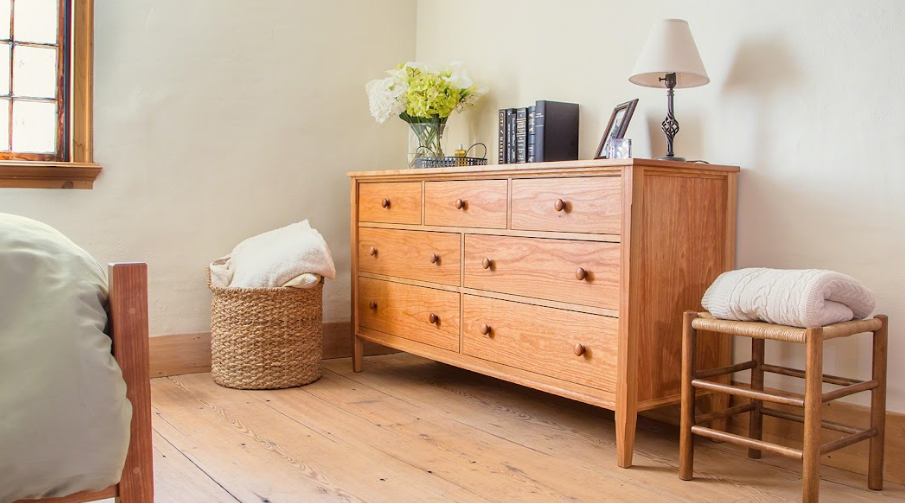 7-Drawer Solid Wood Dressers & Chests