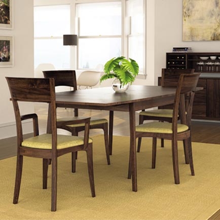 Copeland's Lisse Dining Set in Natural Walnut