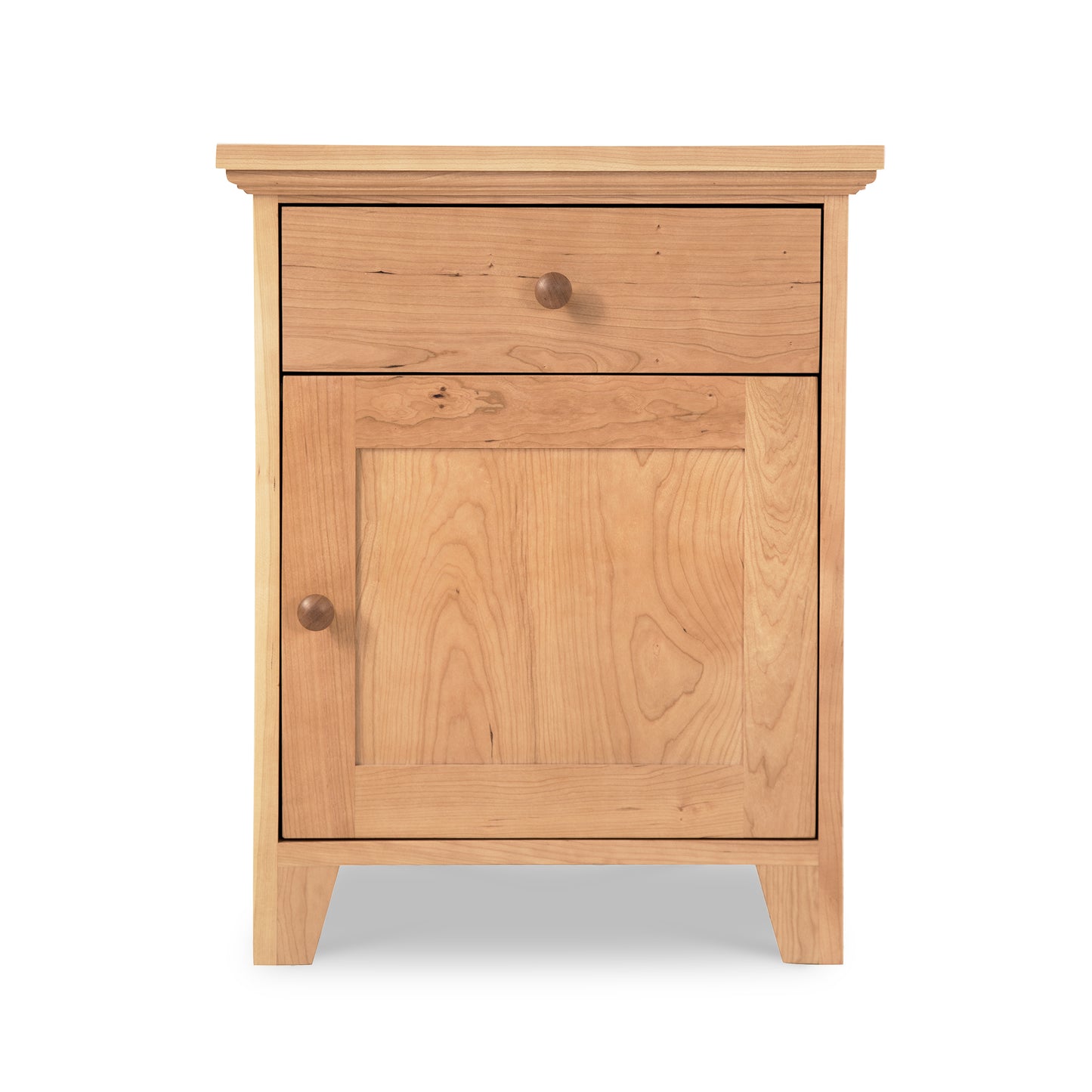 Lyndon Furniture American Country Nightstand with drawer, cabinet, and round knobs in solid white wood.