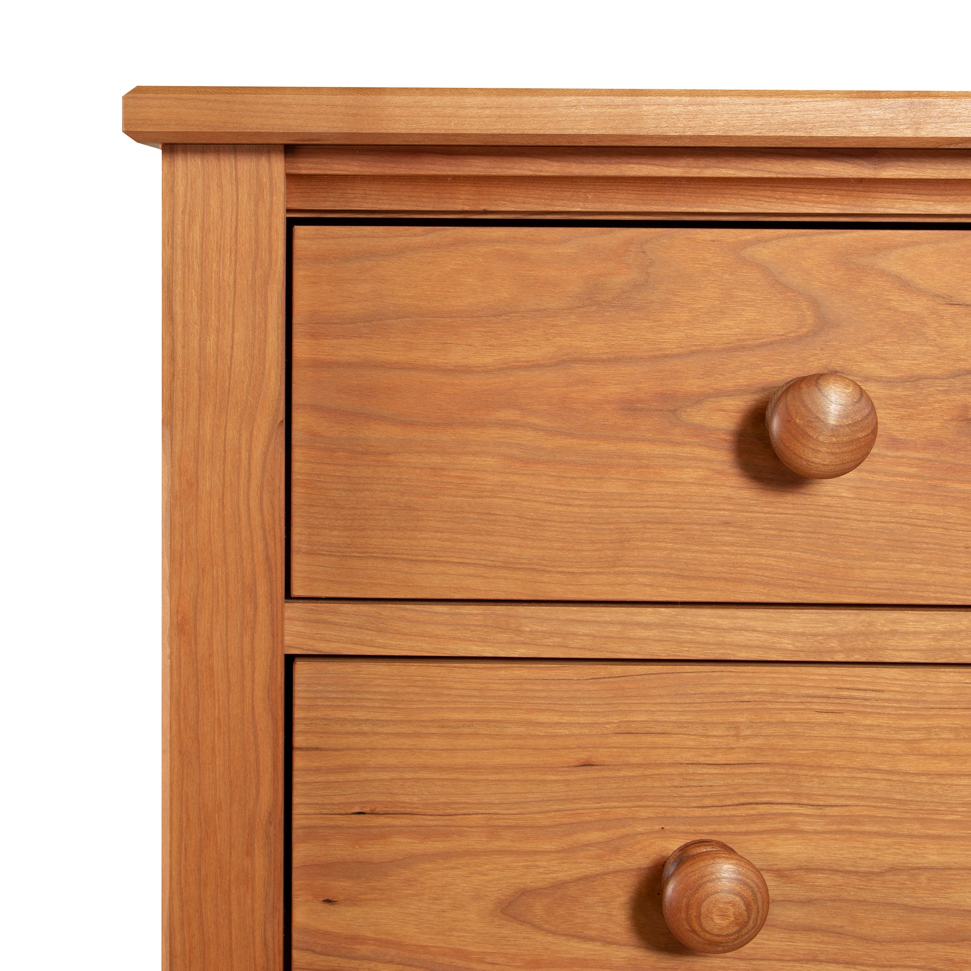 Maple Corner Woodworks Vermont Shaker 5-Drawer Chest features round knobs and classic design, highlighting expert craftsmanship.