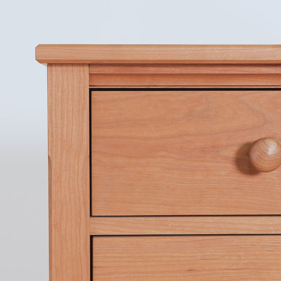 Short video showing different construction details of the Vermont Shaker furniture style, including edge profiles, soft close metal drawer slides and solid wood construction.